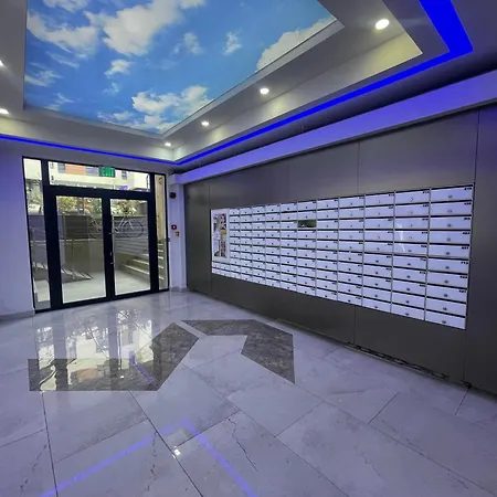 Address 9 - Palace Of Parliament Area *