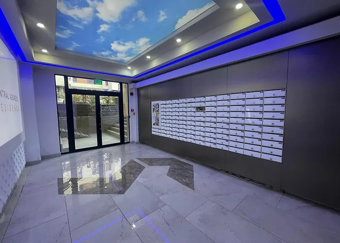 Address 9 - Palace Of Parliament Area *