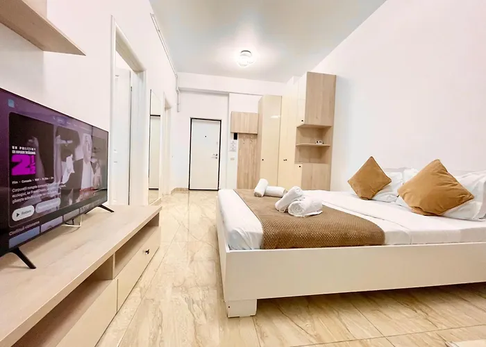 Address 9 - Palace Of Parliament Area *